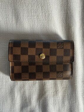 2013 Damier Ebene Pattern Alexandra Wallet